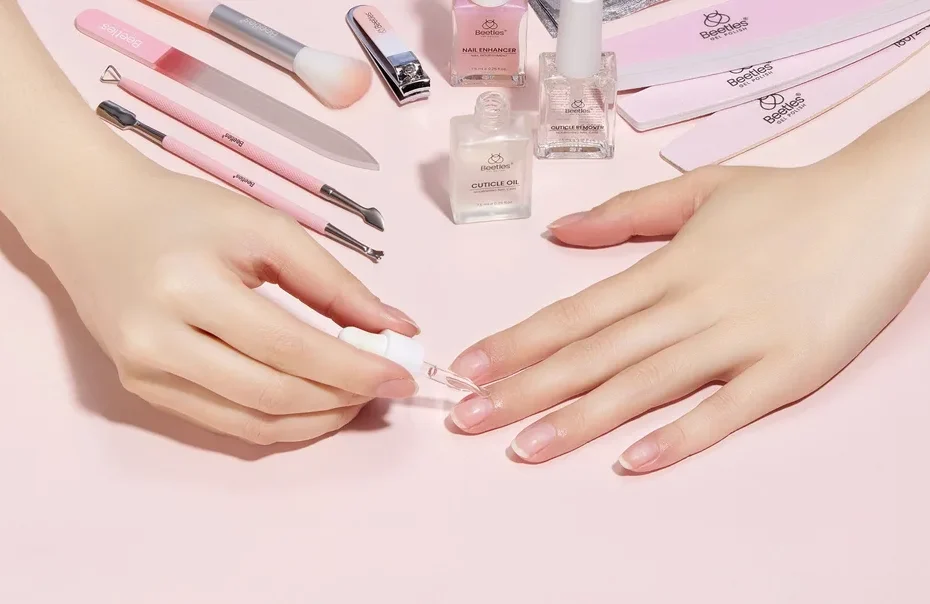 What preparation steps ensure healthy gel nail application